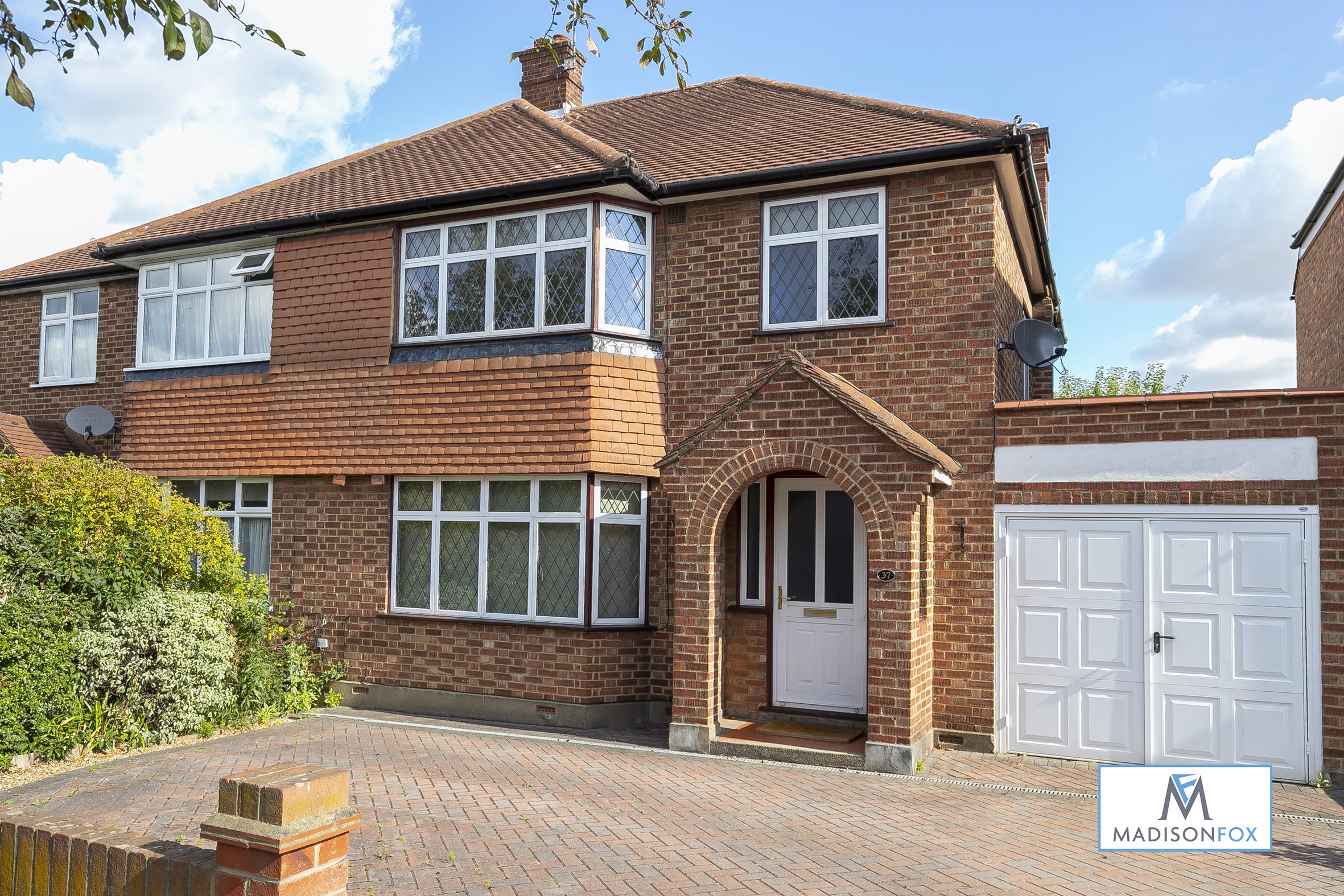 Chigwell Park Drive