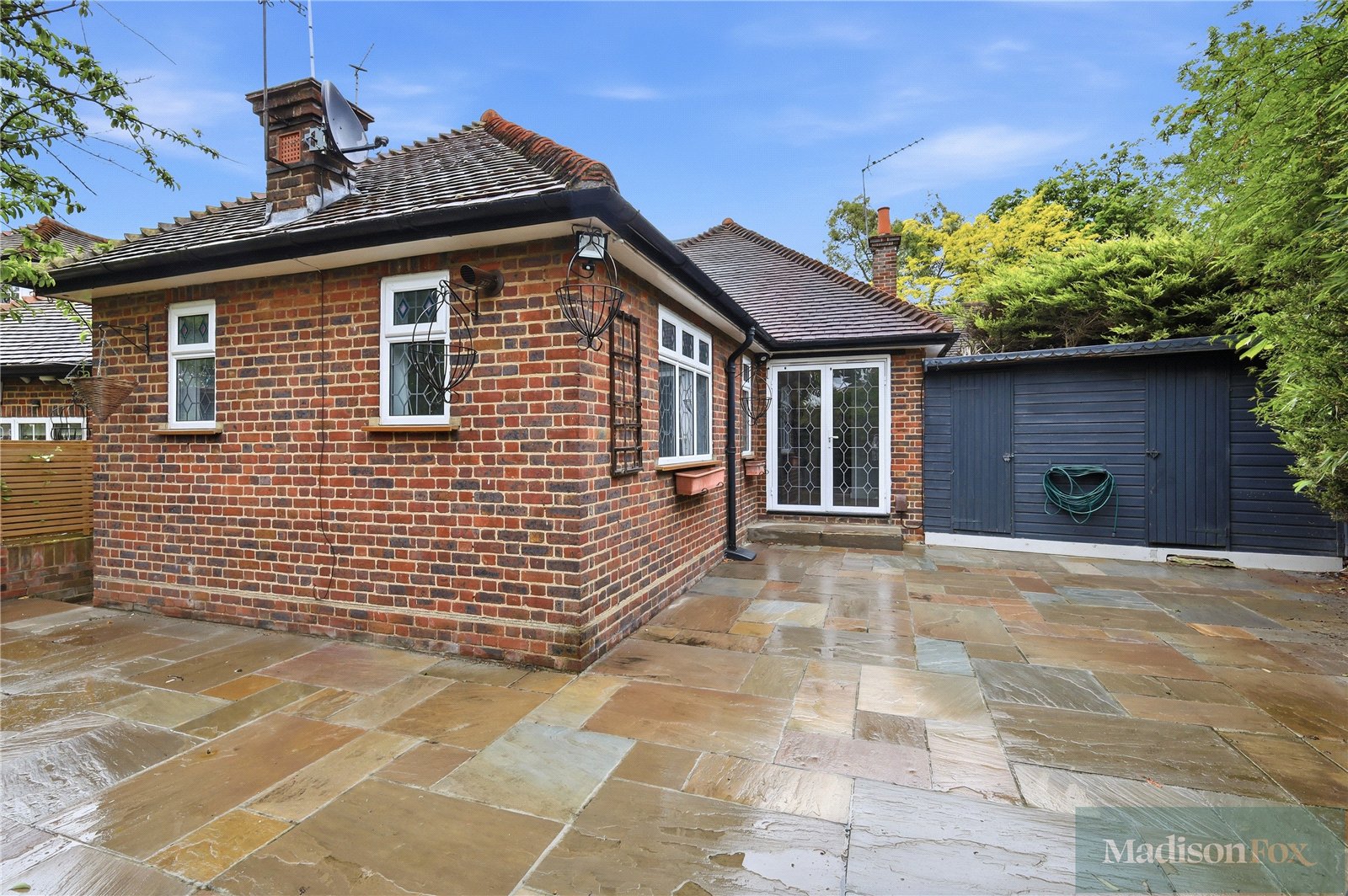 Hainault Road