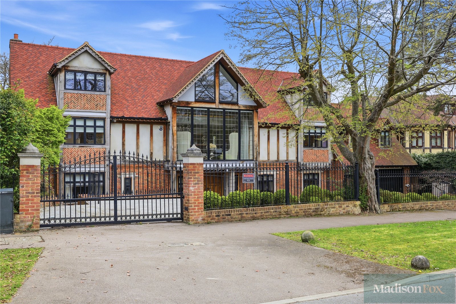 Stradbroke Drive